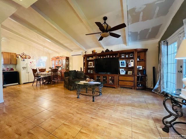 3407 kashmuir, San Antonio, TX 78223