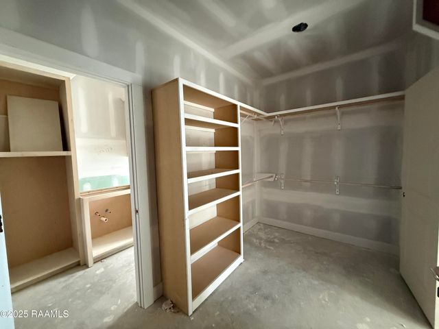 112 Spring Meadow Drive, Broussard, LA 70518