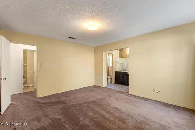 112 Marshall Place, Hattiesburg, MS 39402