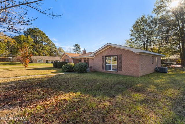 112 Marshall Place, Hattiesburg, MS 39402