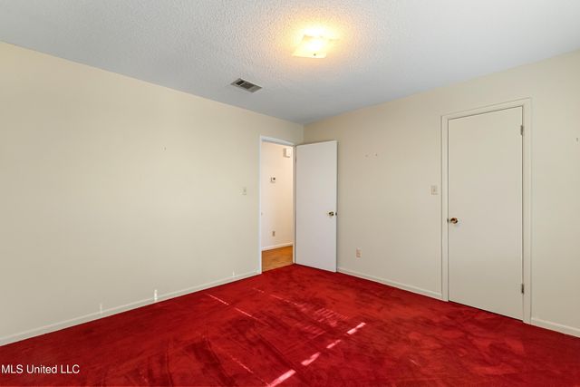 112 Marshall Place, Hattiesburg, MS 39402