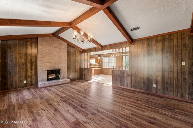 112 Marshall Place, Hattiesburg, MS 39402