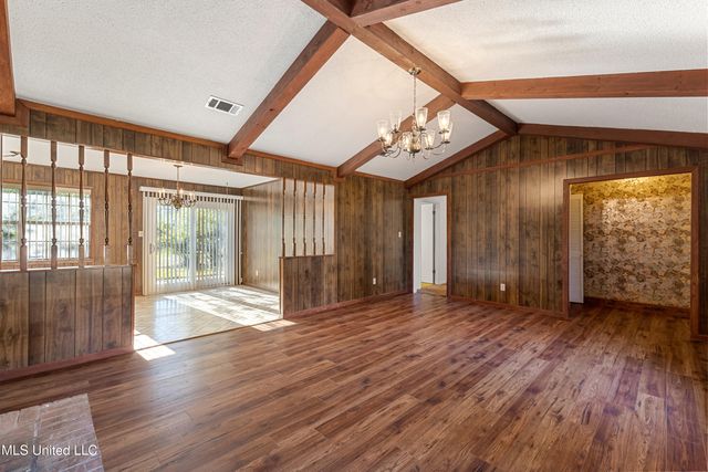 112 Marshall Place, Hattiesburg, MS 39402