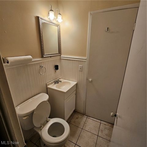 6280 Eldridge Boulevard, Bedford Heights, OH 44146