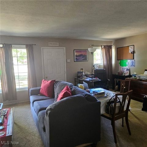 6280 Eldridge Boulevard, Bedford Heights, OH 44146