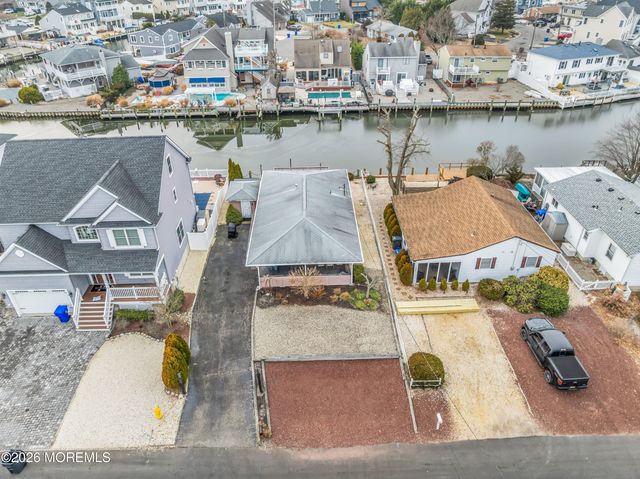 126 Royal Drive, Brick, NJ 08723