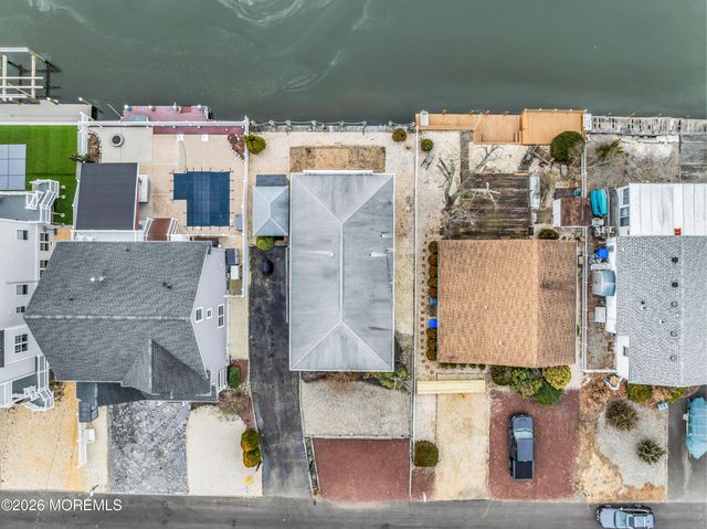 126 Royal Drive, Brick, NJ 08723