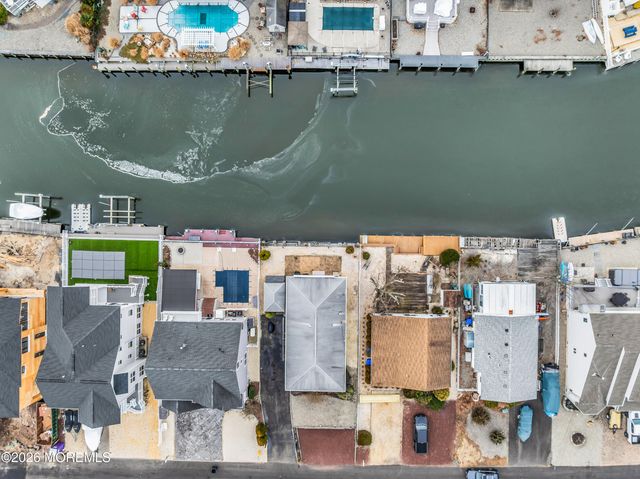 126 Royal Drive, Brick, NJ 08723