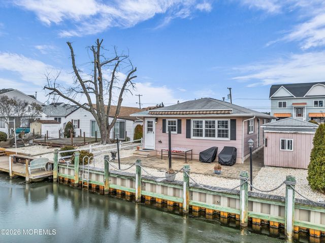 126 Royal Drive, Brick, NJ 08723