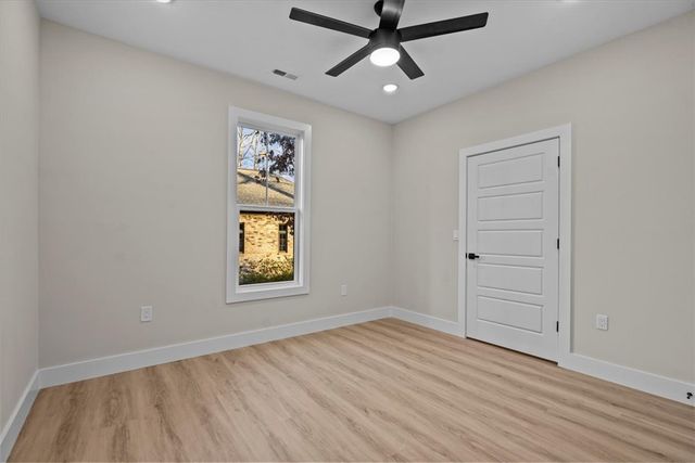 304 of Oaks Avenue, Anderson, SC 29621