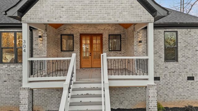 304 of Oaks Avenue, Anderson, SC 29621