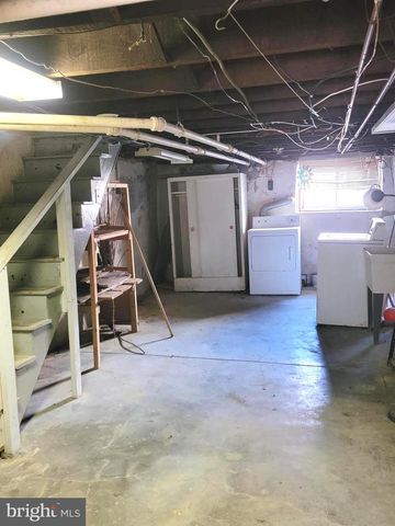 2061 INDEPENDENCE ST, Philadelphia, PA 19138