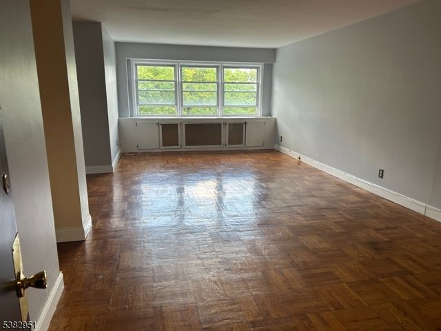 415 Claremont Ave 6A, Montclair Twp., NJ 07042