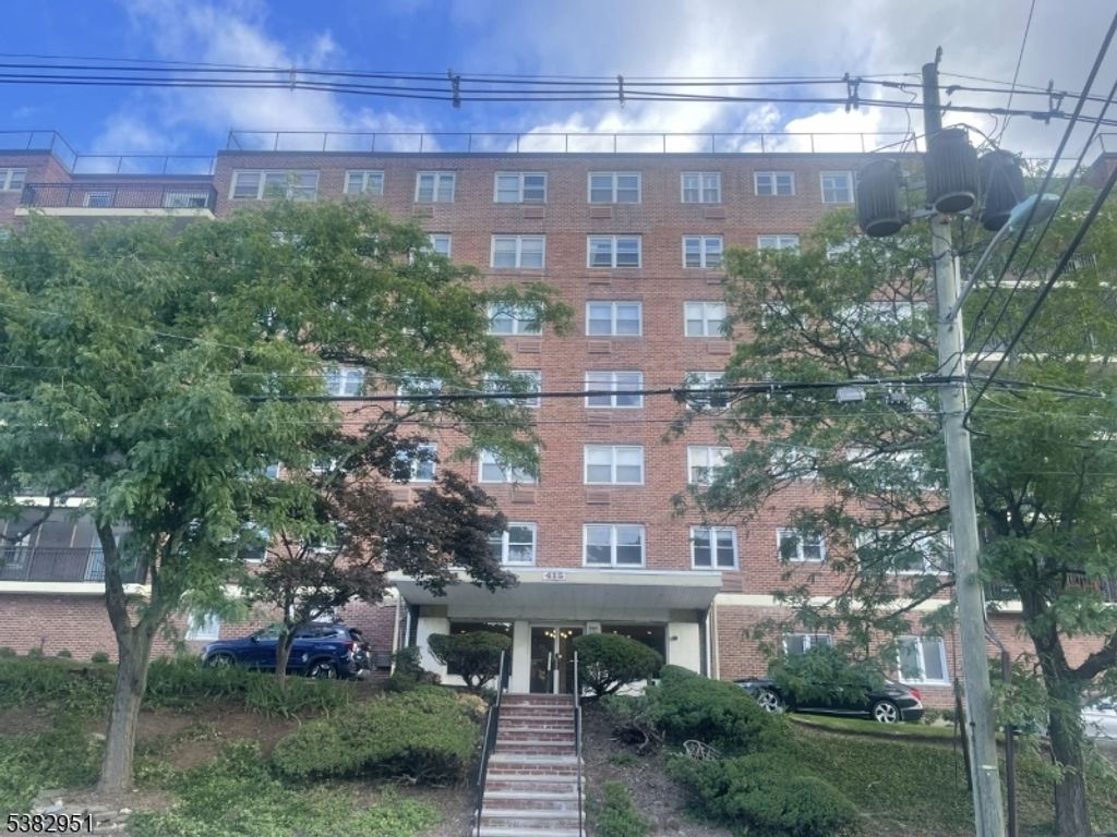 415 Claremont Ave 6A, Montclair Twp., NJ 07042