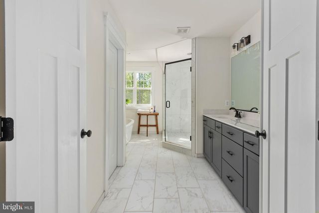 52 ACORN RIDGE CT, Fredericksburg, VA 22406