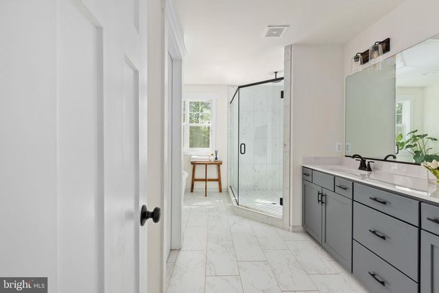 52 ACORN RIDGE CT, Fredericksburg, VA 22406