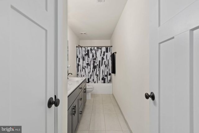52 ACORN RIDGE CT, Fredericksburg, VA 22406