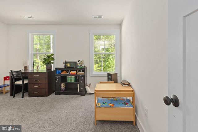 52 ACORN RIDGE CT, Fredericksburg, VA 22406