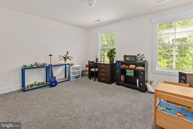 52 ACORN RIDGE CT, Fredericksburg, VA 22406