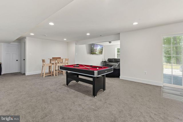 52 ACORN RIDGE CT, Fredericksburg, VA 22406