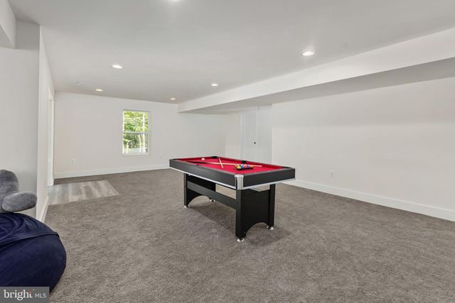 52 ACORN RIDGE CT, Fredericksburg, VA 22406