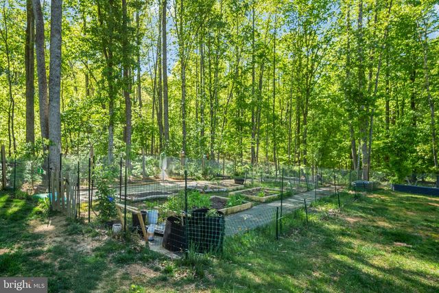 52 ACORN RIDGE CT, Fredericksburg, VA 22406