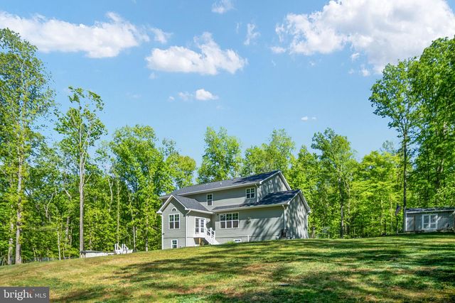 52 ACORN RIDGE CT, Fredericksburg, VA 22406