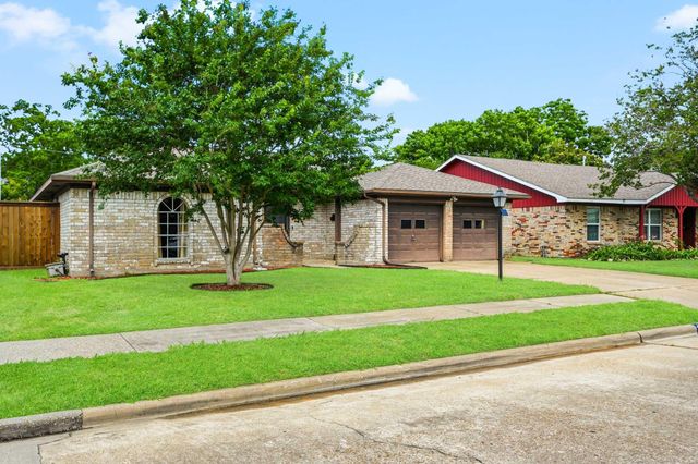 4101 Venetian Way, Pasadena, TX 77503
