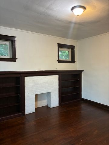 6938 S Peoria Street, Chicago, IL 60621