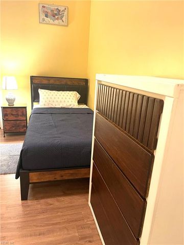 1640 Old Buckroe RD, Hampton, VA 23664