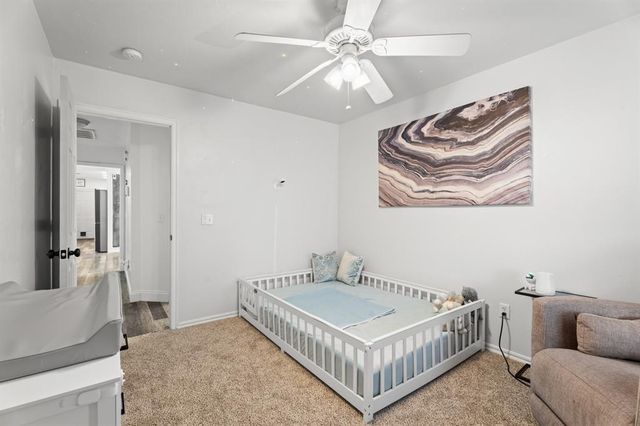 720 NW 8th Street, Moore, OK 73160