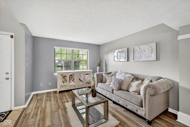 6461 Hunters Green Court, Indianapolis, IN 46278