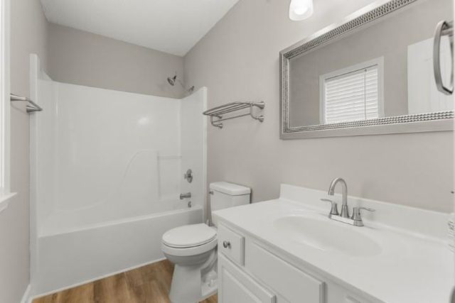 517 Topaz Ave., Little River, SC 29566