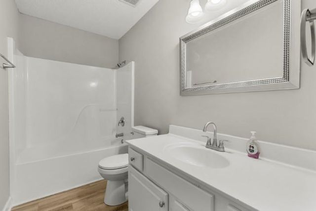 517 Topaz Ave., Little River, SC 29566
