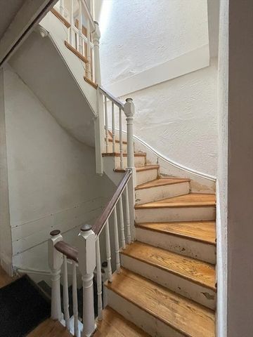 6 Sewall Street 2, Boston, MA 02120