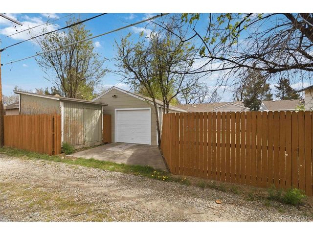1121 Beeler St, Aurora, CO 80010