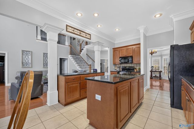 4410 Hidden Lake Drive, Owens Cross Roads, AL 35763