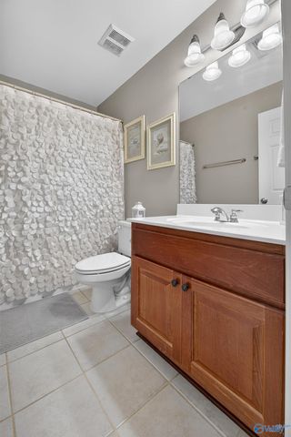 4410 Hidden Lake Drive, Owens Cross Roads, AL 35763