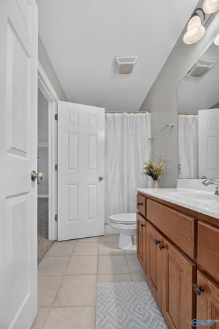 4410 Hidden Lake Drive, Owens Cross Roads, AL 35763