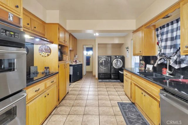 17598 Linden, Hesperia, CA 92345