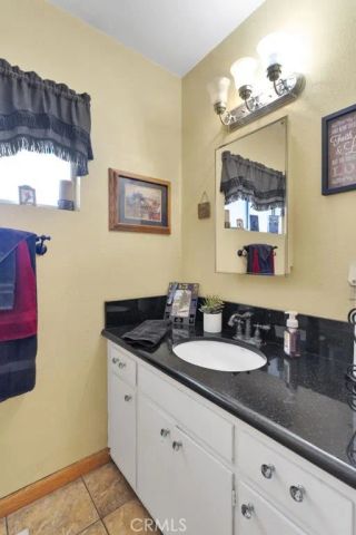 17598 Linden, Hesperia, CA 92345