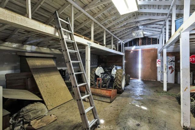 17598 Linden, Hesperia, CA 92345