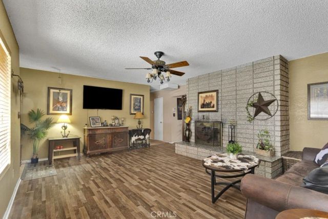 17598 Linden, Hesperia, CA 92345