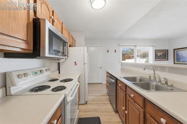 3303 Valley Hi Avenue B, Colorado Springs, CO 80910