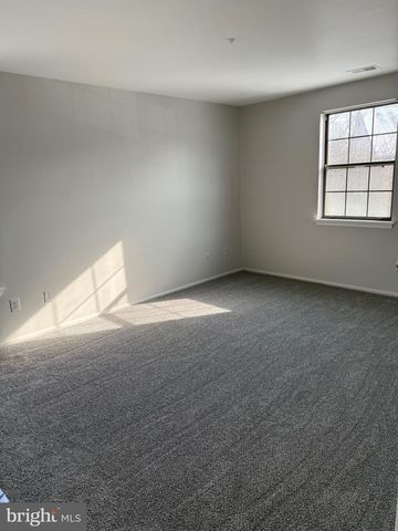 10 ROBERT TREAT PAINE, Blackwood, NJ 08012