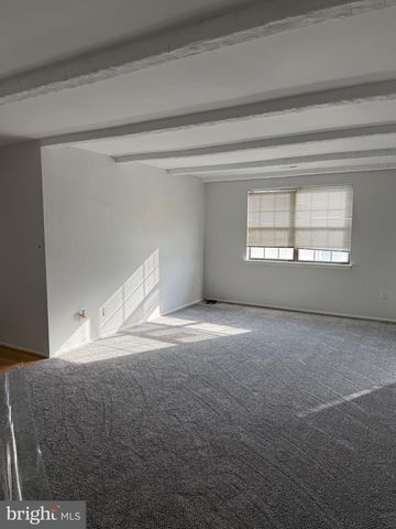 10 ROBERT TREAT PAINE, Blackwood, NJ 08012