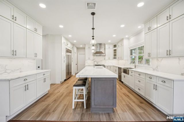 79 Ryerson Avenue, Oakland, NJ 07436