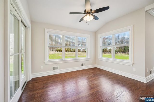 79 Ryerson Avenue, Oakland, NJ 07436