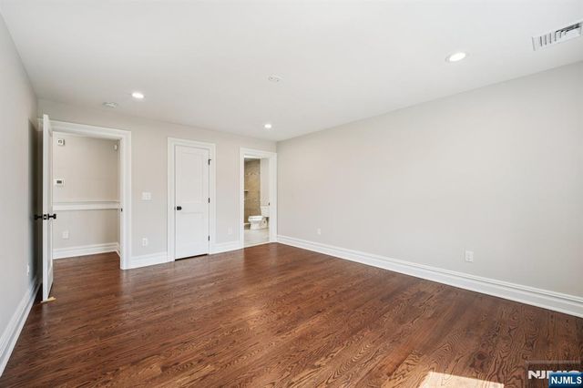 79 Ryerson Avenue, Oakland, NJ 07436