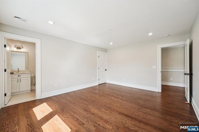 79 Ryerson Avenue, Oakland, NJ 07436